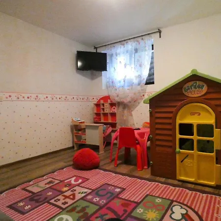 Ice Jewel Chalet, Bansko, 200 Meters From The Gondola, 20 улица „свети иван рилски“ 班斯科