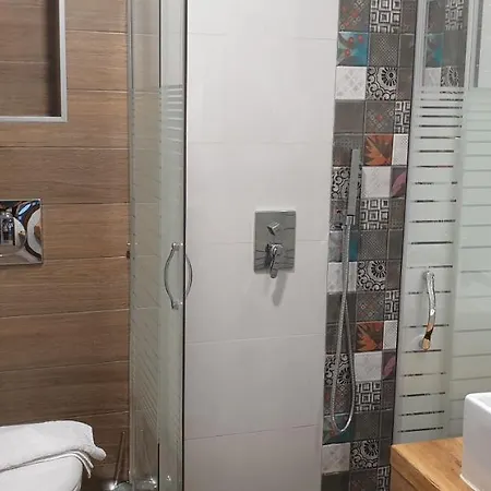 Шалета Ice Jewel Chalet, Bansko, 200 Meters From The Gondola, 20 улица „свети иван рилски“ Банско