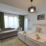 Ice Jewel Chalet, Bansko, 200 Meters From The Gondola, 20 улица „свети иван рилски“ Chalet *