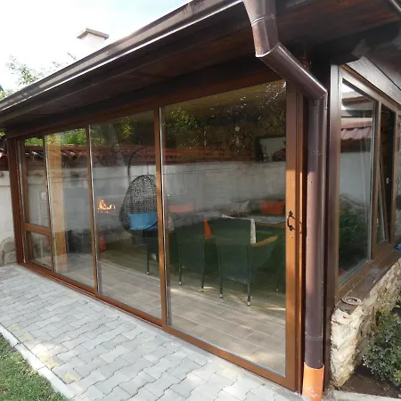 Ice Jewel Chalet, Bansko, 200 Meters From The Gondola, 20 улица „свети иван рилски“ Alpehytte