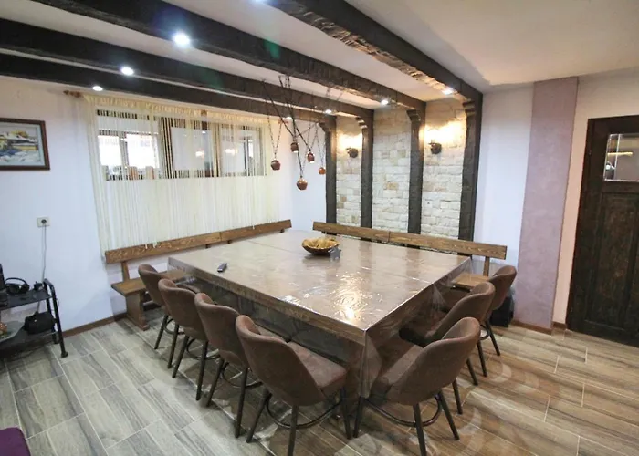 Chalet Ice Jewel Chalet, Bansko, 200 Meters From The Gondola, 20 улица „свети иван рилски“ Bansko