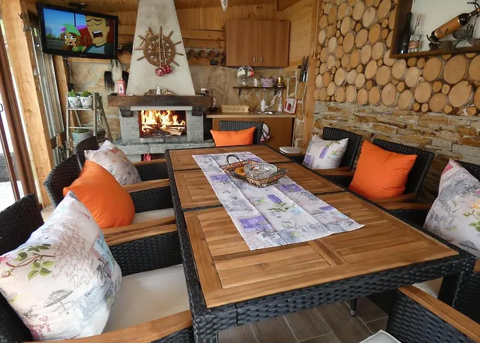 Ice Jewel Chalet, Bansko, 200 Meters From The Gondola, 20 улица „свети иван рилски“ Alpehytte Bansko