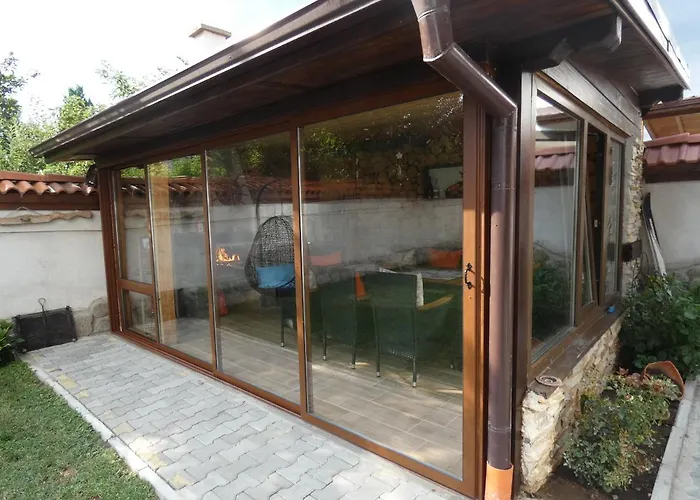 Ice Jewel Chalet, Bansko, 200 Meters From The Gondola, 20 улица „свети иван рилски“ Chalet