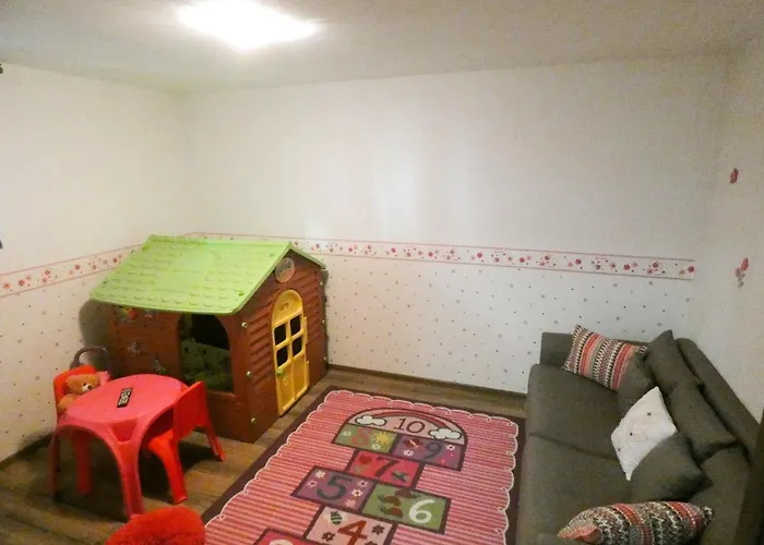 Ice Jewel Chalet, Bansko, 200 Meters From The Gondola, 20 улица „свети иван рилски“ Alpehytte Bansko